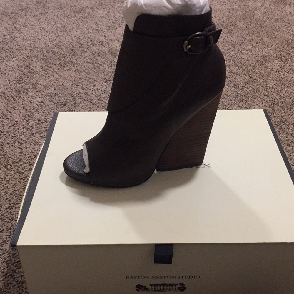 Leon Max booties